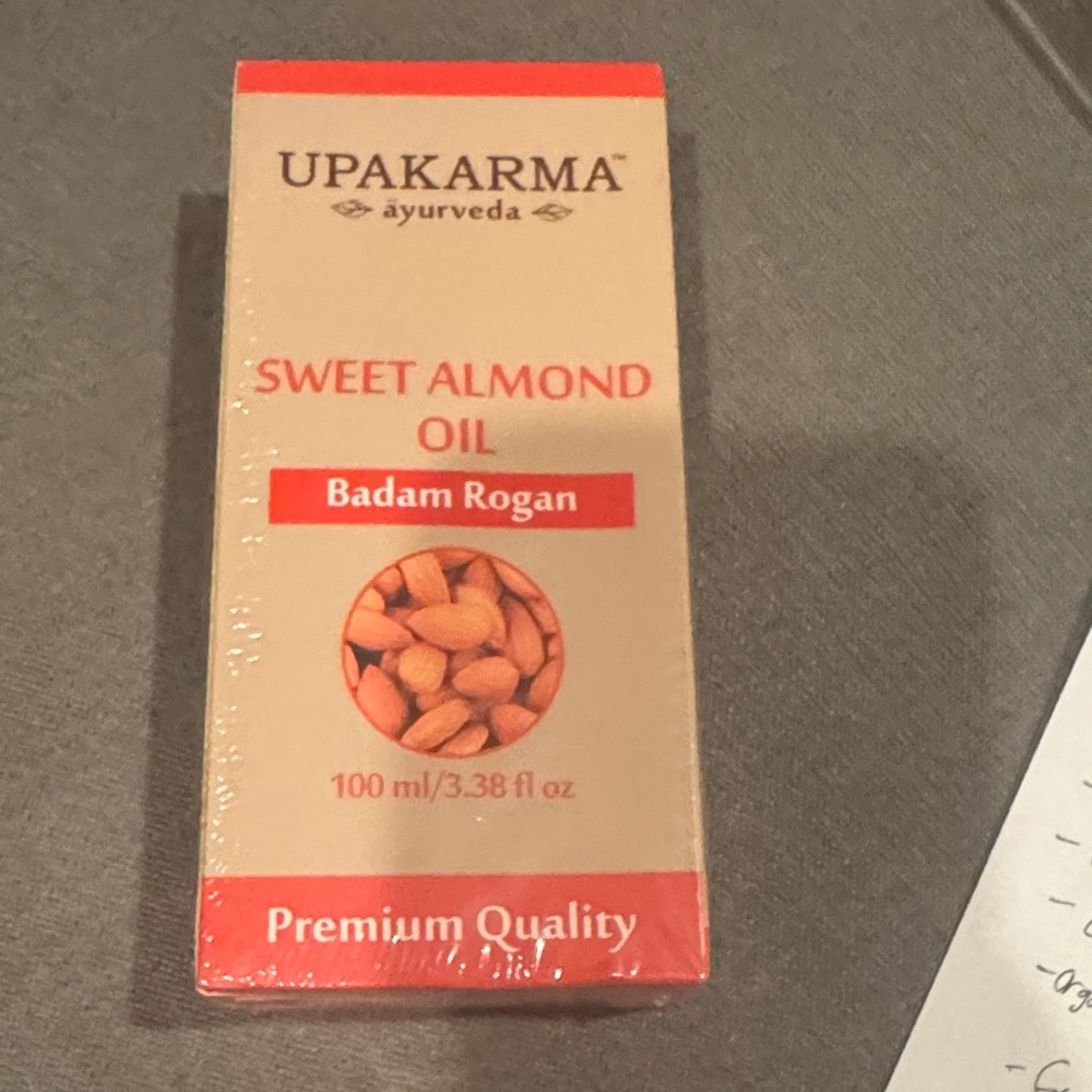 Upakarma Sweet Almond Oil 3.38oz